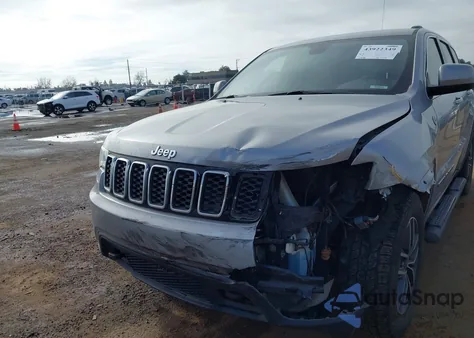 2019 Jeep Grand Cherokee Laredo E 4X4 from USA, damaged, VIN 1C4RJFAG3KC853626
